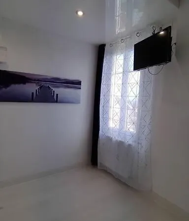 Maison De Complete Proche Paris Jo 16p *